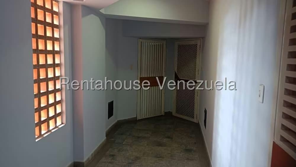 Apartamento (1 Nivel) en Alquiler en Los Mangos, Carabobo - 9