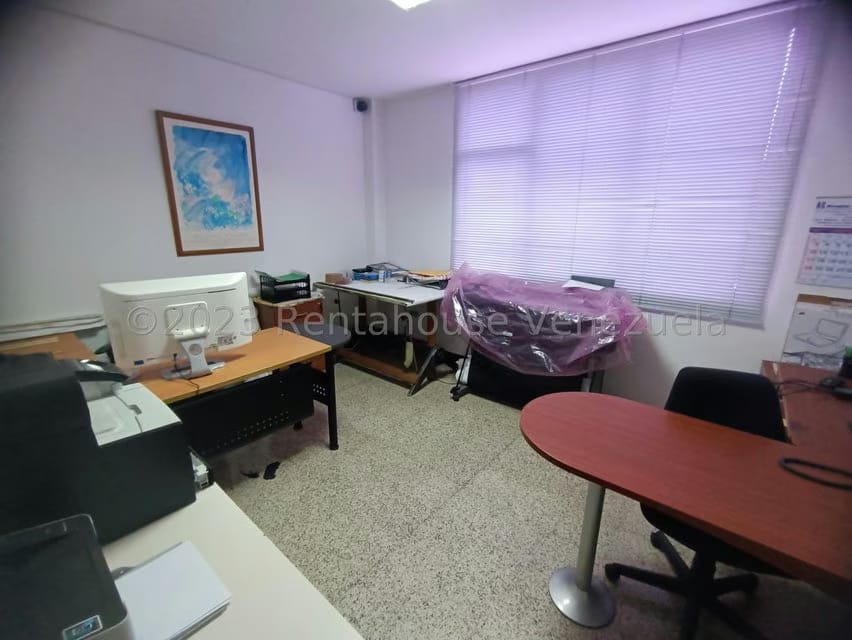 Comercial (Oficina) en Alquiler en Sabana Grande, Distrito Metropolitano - 17