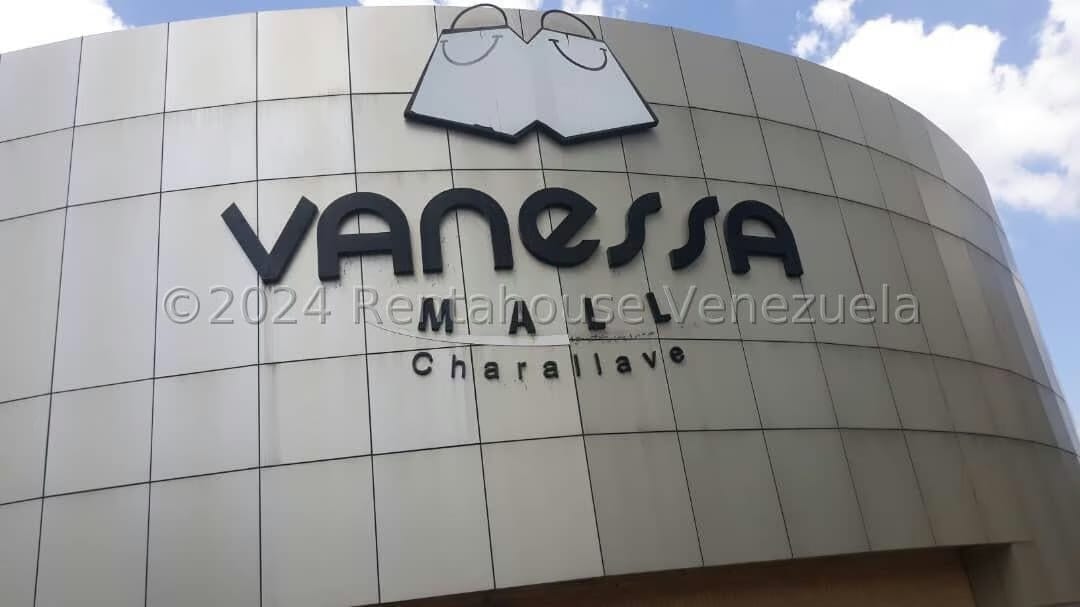 Comercial (Local Comercial) en Venta en Centro de Charallave, Miranda