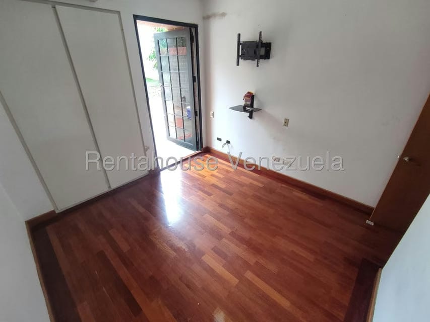 Apartamento (1 Nivel) en Venta en Colinas de La California, Distrito Metropolitano - 19