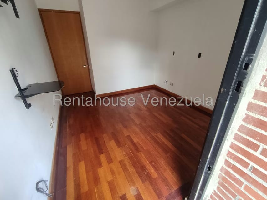Apartamento (1 Nivel) en Venta en Colinas de La California, Distrito Metropolitano - 21