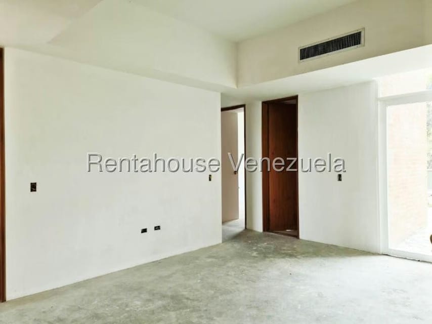 Apartamento (Planta Baja) en Venta en Colinas de Valle Arriba / Mirador de Los Campitos, Distrito Metropolitano - 10