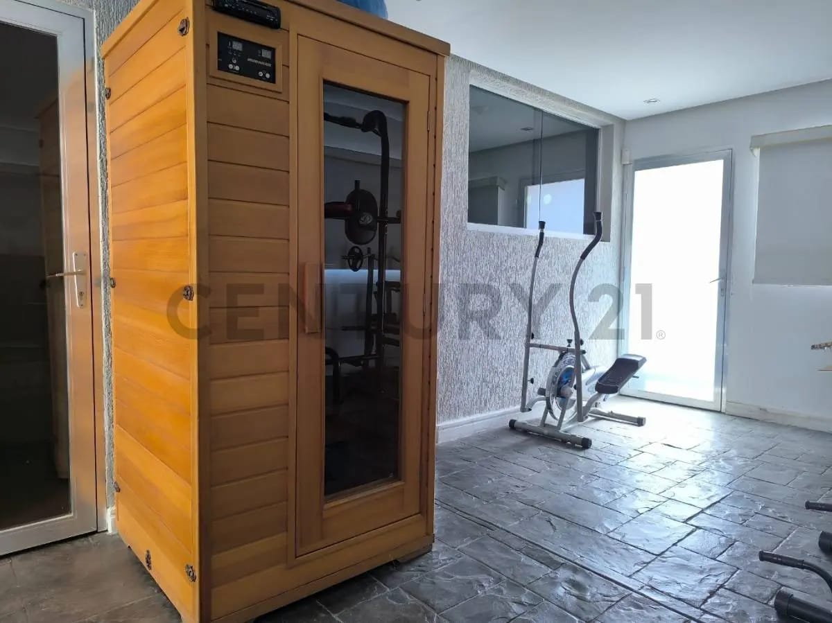 En Venta Casa Bote Sector A - 15