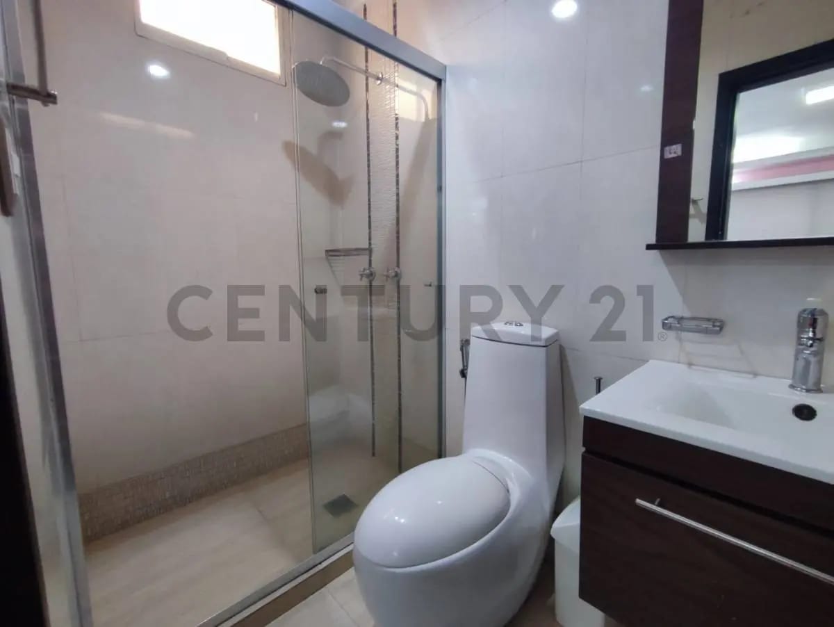 En Venta Casa Bote Sector A - 19