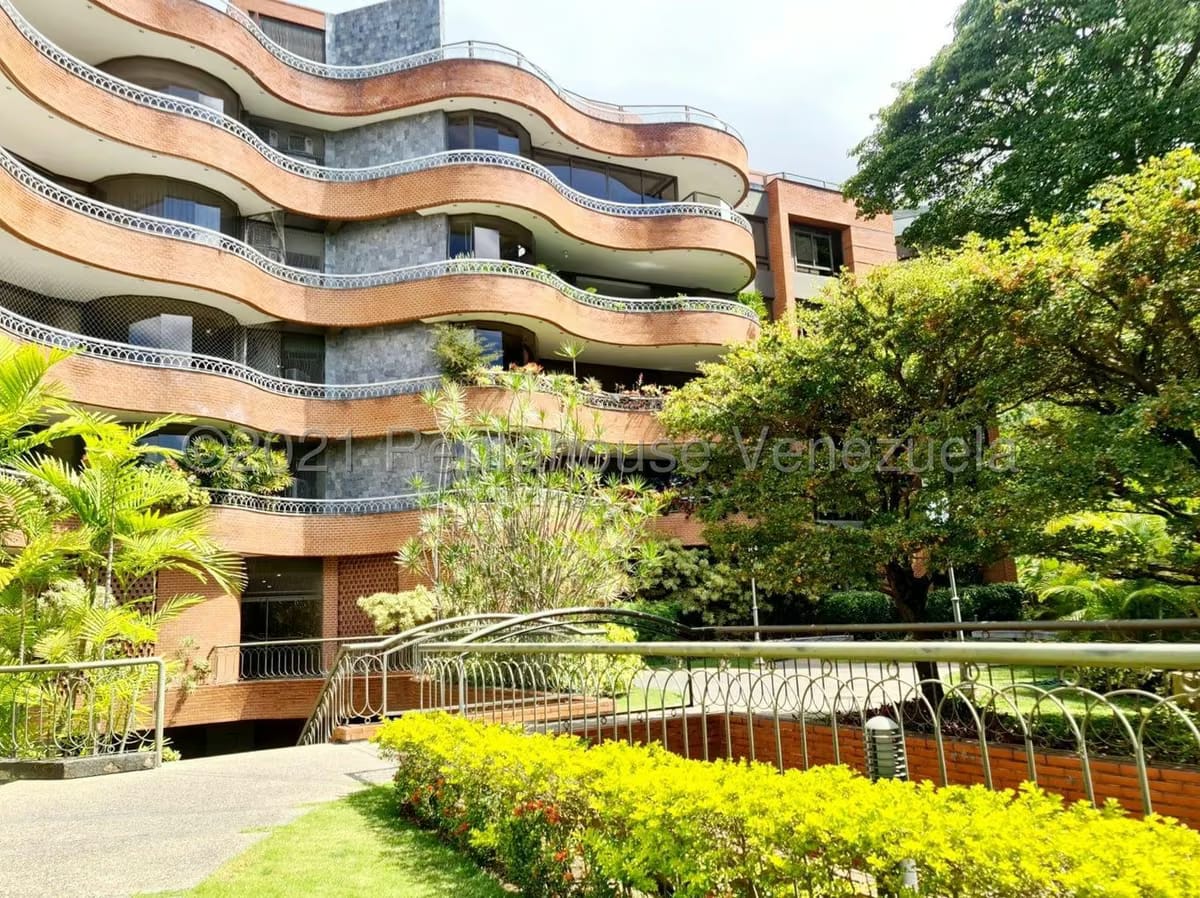 APARTAMENTO EN VENTA – ELENA MARIN NOBREGA