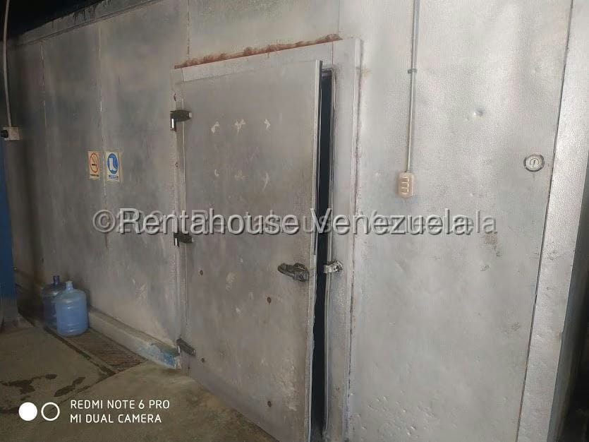 Comercial (Local Comercial) en Venta en San José, Miranda - 13