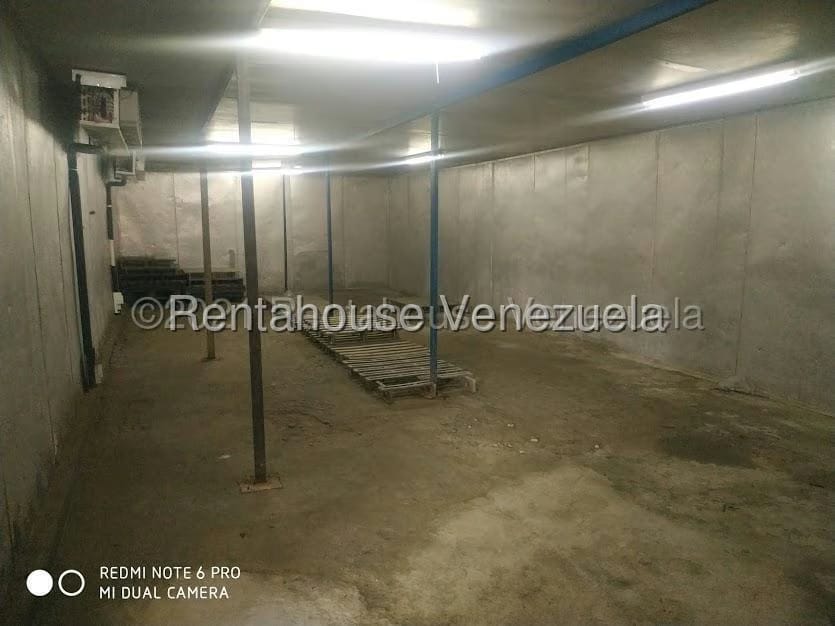 Comercial (Local Comercial) en Venta en San José, Miranda - 33