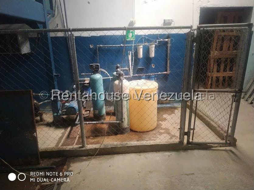 Comercial (Local Comercial) en Venta en San José, Miranda - 36