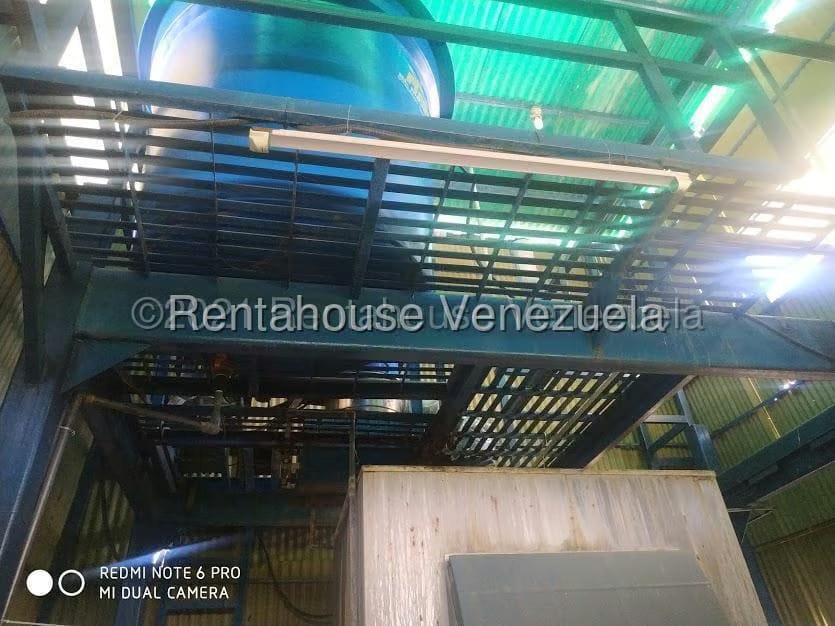 Comercial (Local Comercial) en Venta en San José, Miranda - 41
