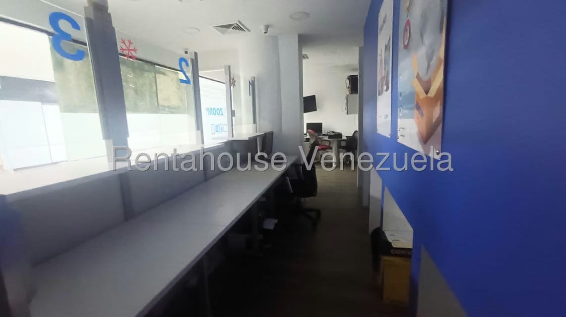 Comercial (Local Comercial) en Alquiler en El Rosal, Distrito Metropolitano - 5