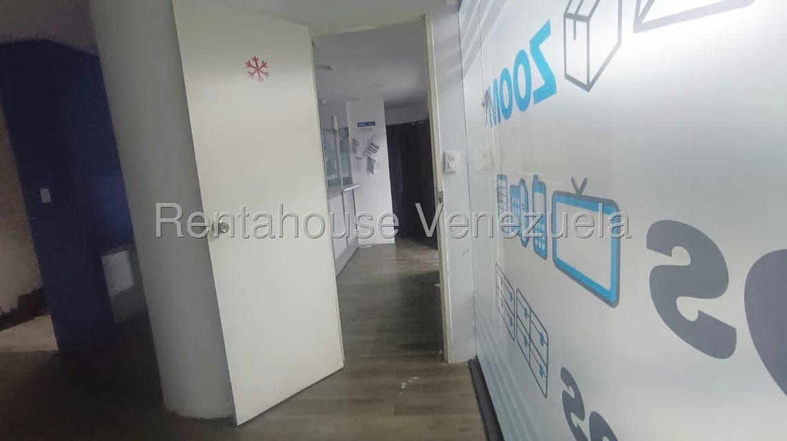 Comercial (Local Comercial) en Alquiler en El Rosal, Distrito Metropolitano - 7