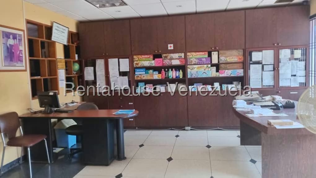 Comercial (Edificio) en Venta en Las Mercedes, Zulia - 2
