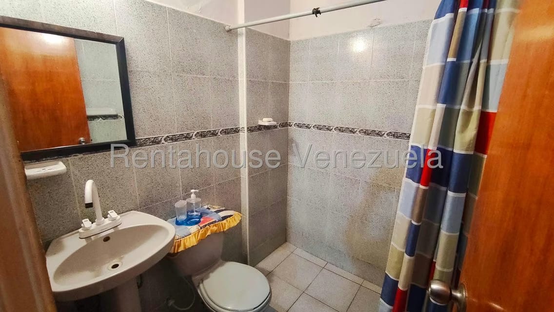 Casa (1 Nivel) en Alquiler en Los Yabos, Lara - 9