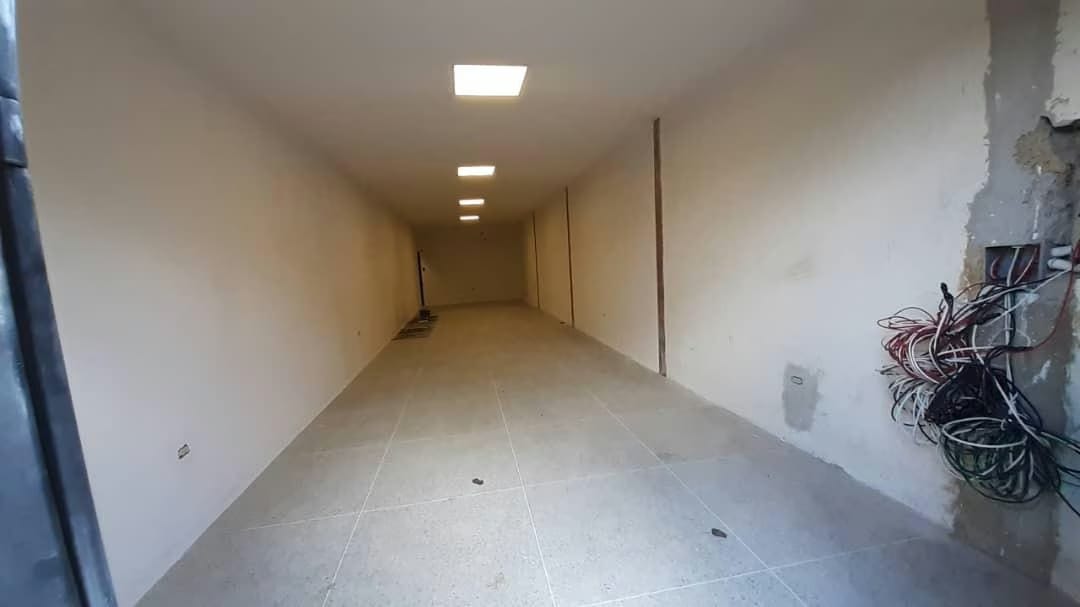 Comercial (Edificio) en Venta en Avenida Libertador, Lara - 21