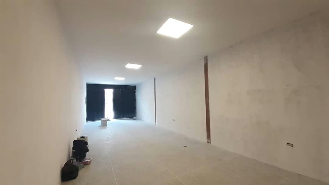 Comercial (Edificio) en Venta en Avenida Libertador, Lara - 23