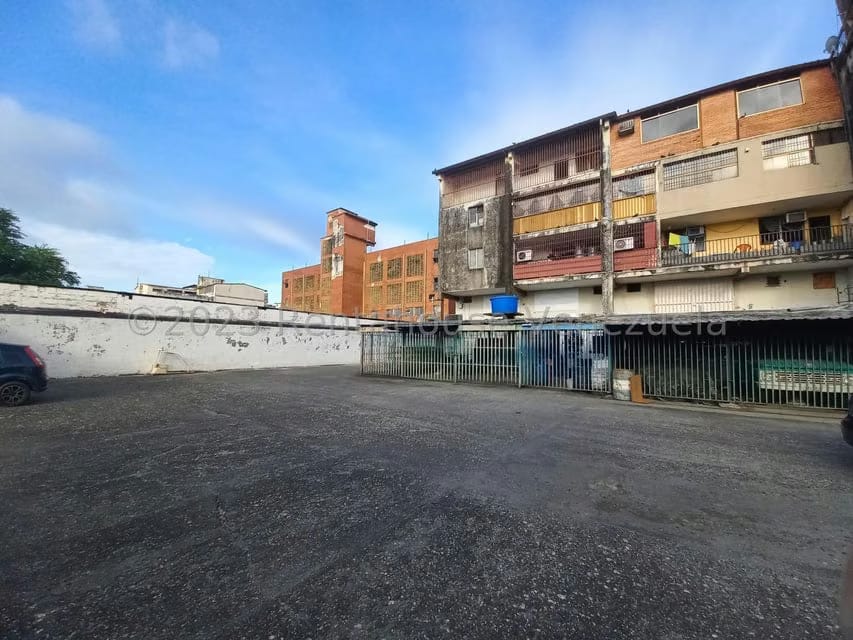 Apartamento (1 Nivel) en Venta en Centro, Portuguesa - 2