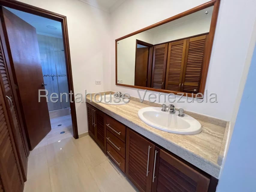 Apartamento (1 Nivel) en Venta en Miranda, Distrito Metropolitano - 34