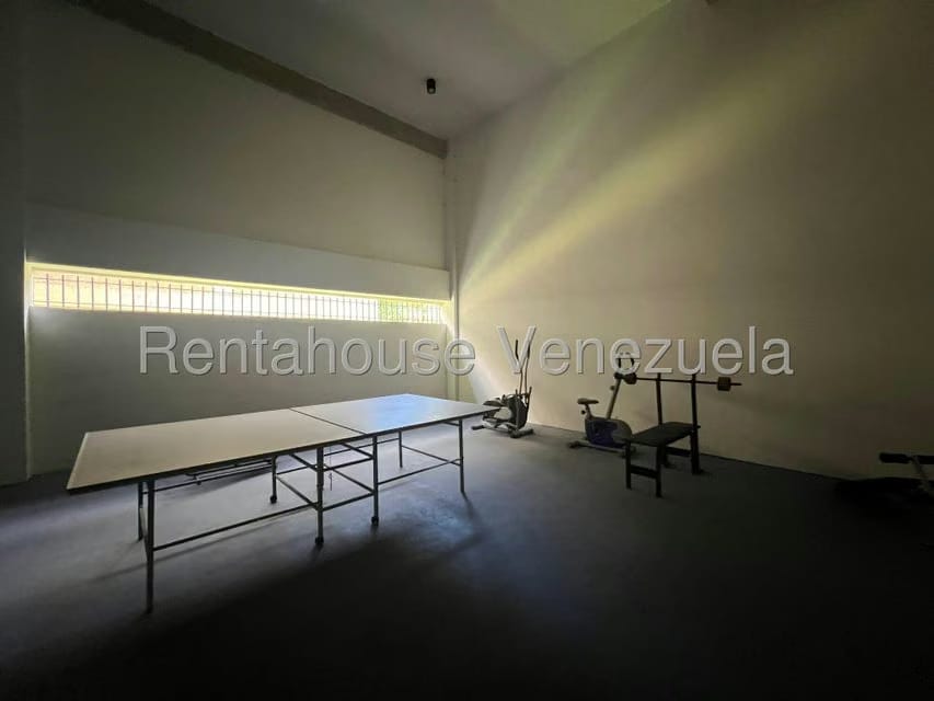 Apartamento (1 Nivel) en Venta en Miranda, Distrito Metropolitano - 39