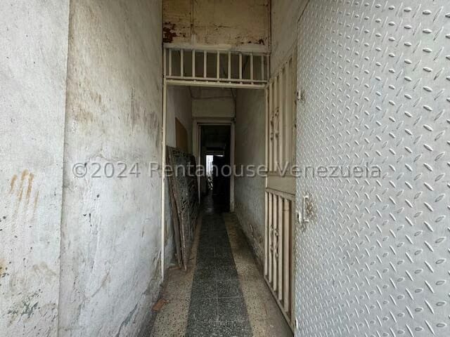 Casa (Multipes Niveles) en Venta en Sarria, Distrito Metropolitano - 2