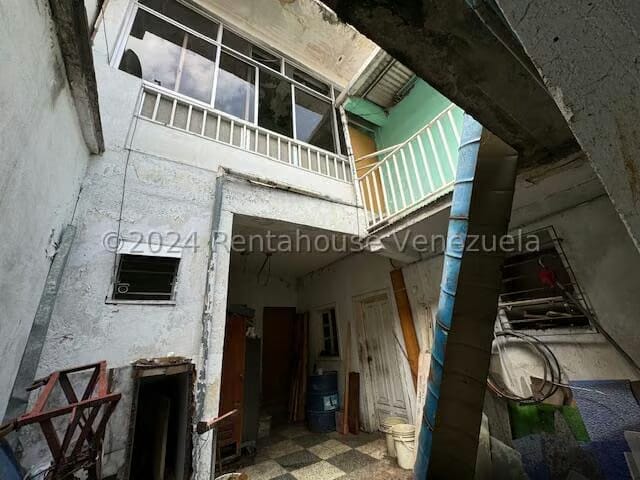 Casa (Multipes Niveles) en Venta en Sarria, Distrito Metropolitano - 3