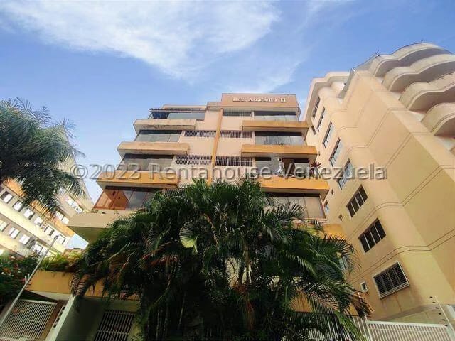 Apartamento (Duplex) en Venta en La Soledad, Aragua - 2