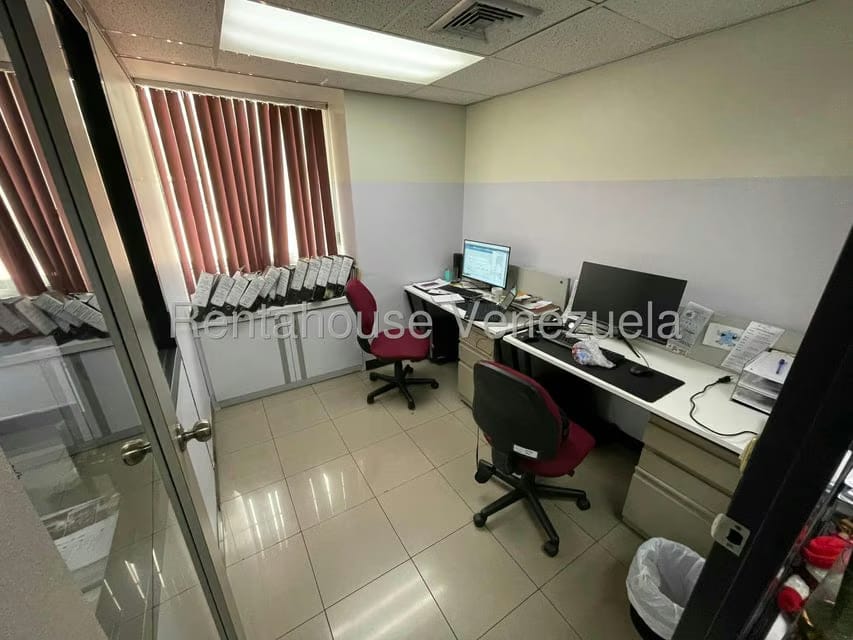 Comercial (Oficina) en Alquiler en Parroquia Catedral, Distrito Metropolitano - 7