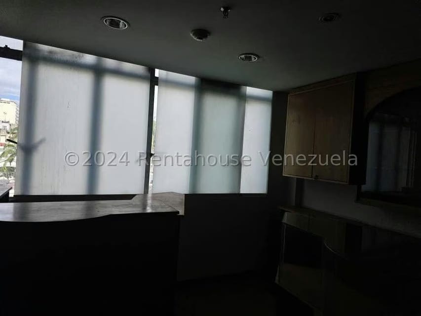 Comercial (Local Comercial) en Venta en Parroquia Catedral, Distrito Metropolitano - 4