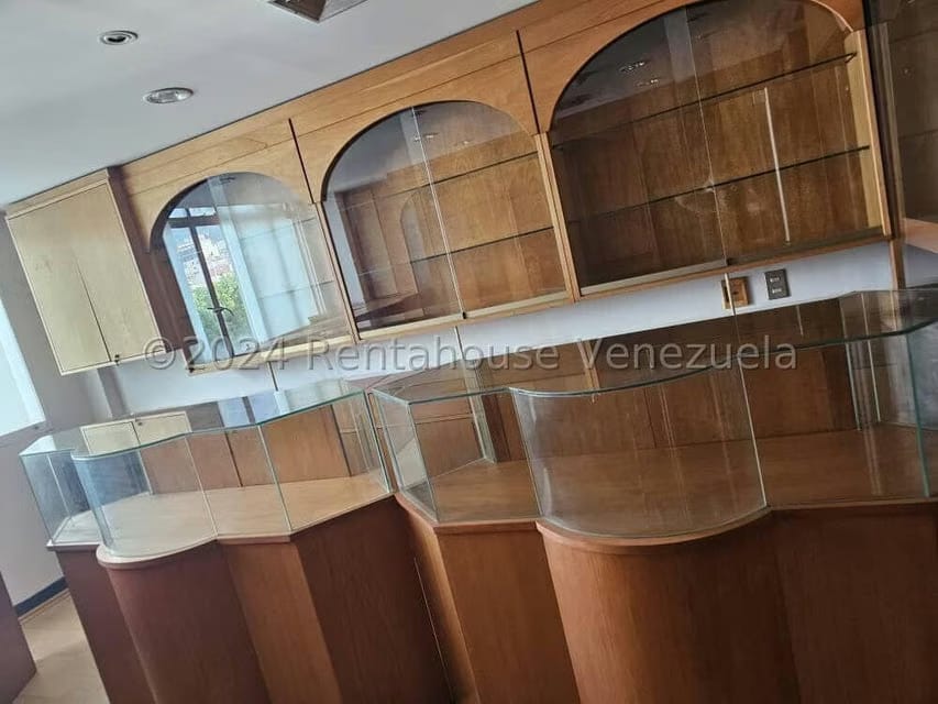 Comercial (Local Comercial) en Venta en Parroquia Catedral, Distrito Metropolitano - 7