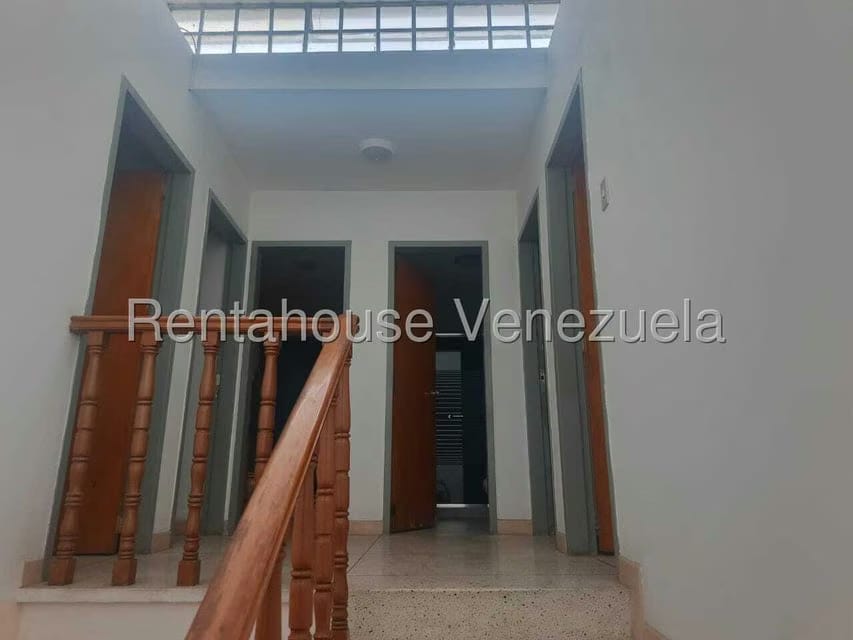 Casa (Duplex) en Alquiler en La California Norte, Distrito Metropolitano - 23