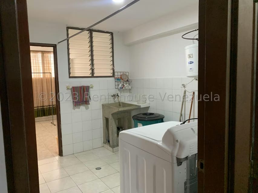 Casa (Multipes Niveles) en Venta en El Marques, Distrito Metropolitano - 55