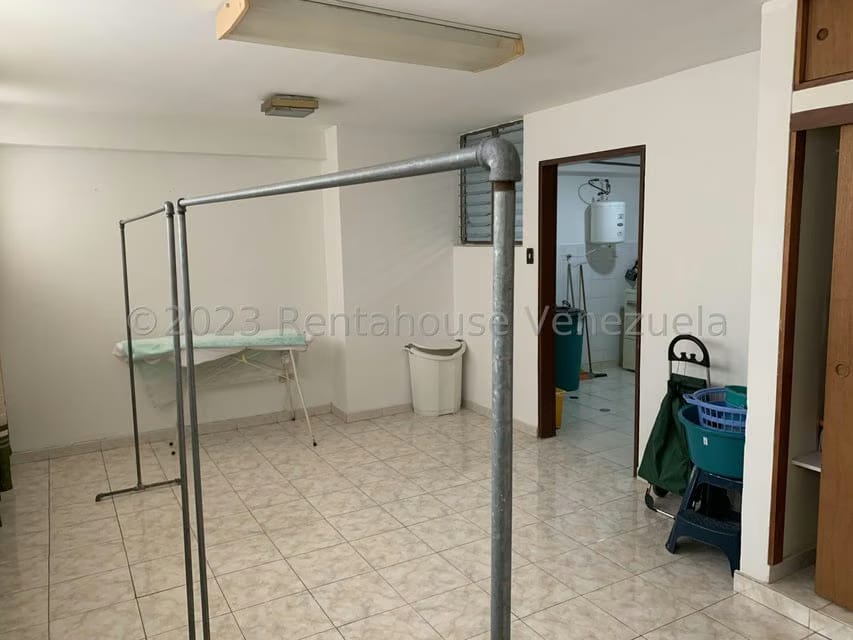 Casa (Multipes Niveles) en Venta en El Marques, Distrito Metropolitano - 57