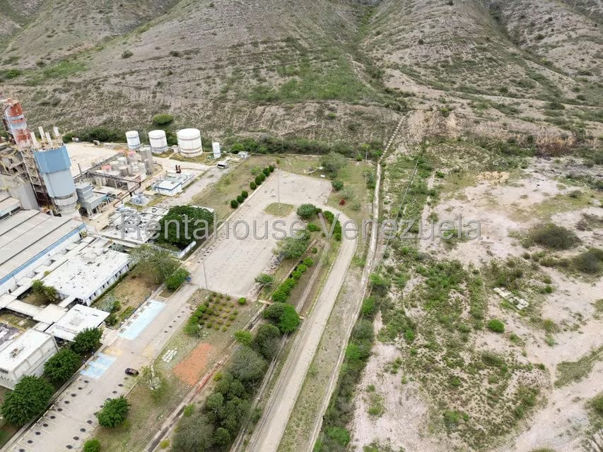 Terreno (Industrial) en Venta en Zona Industrial 2, Lara - 6