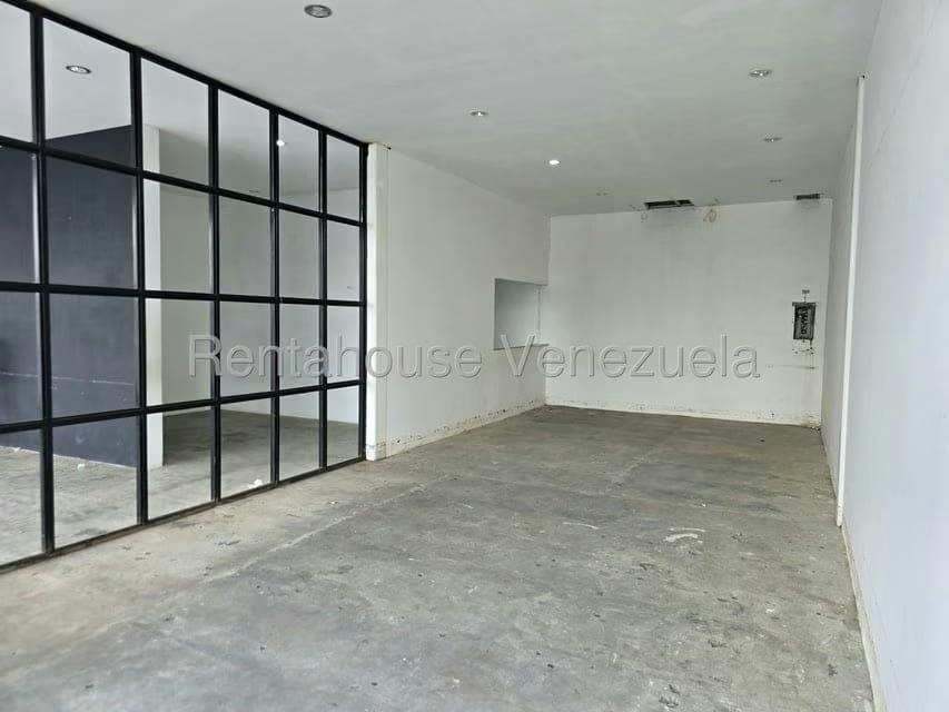 Comercial (Local Comercial) en Alquiler en Nueva Segovia, Lara - 8