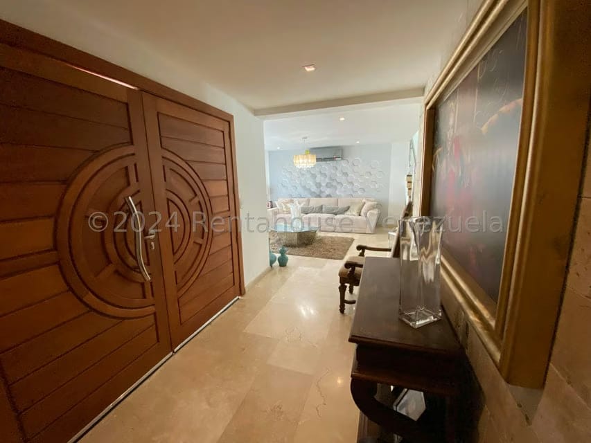 Casa (Duplex) en Venta en Le Jardin, Portuguesa - 2
