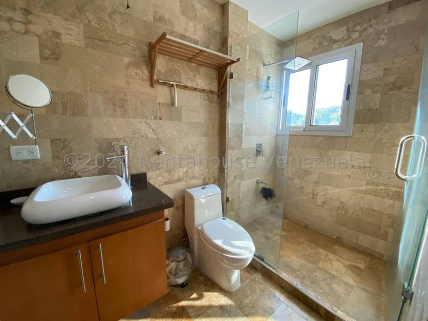 Casa (Duplex) en Venta en Le Jardin, Portuguesa - 25