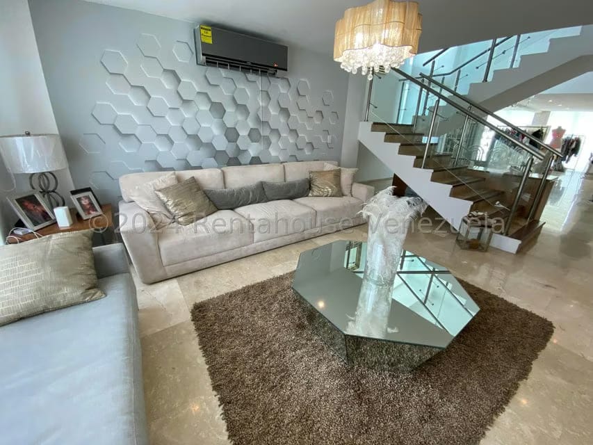 Casa (Duplex) en Venta en Le Jardin, Portuguesa - 4