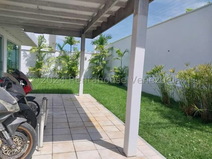 Casa (Duplex) en Venta en Le Jardin, Portuguesa - 35