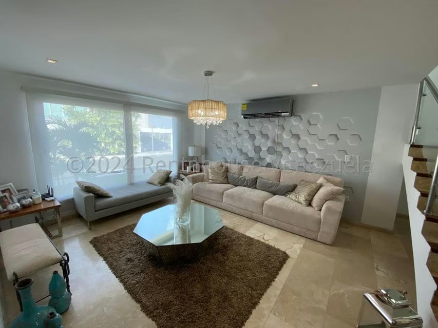 Casa (Duplex) en Venta en Le Jardin, Portuguesa - 5