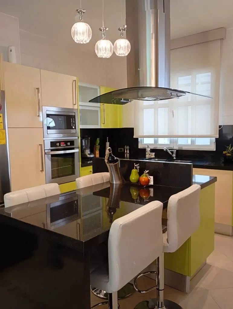 En venta Townhouse de Lujo en Conjunto cerrado - 9