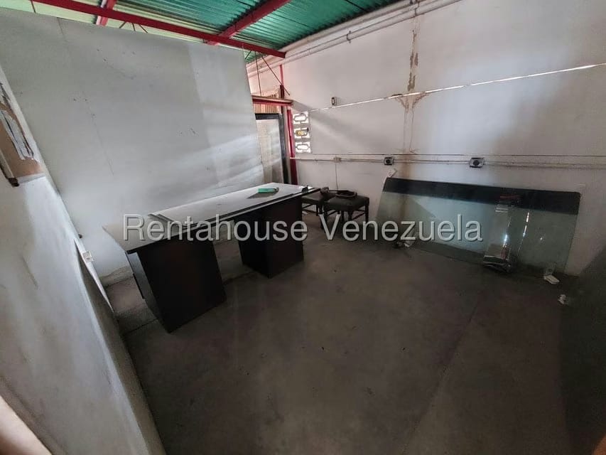 Comercial (Galpon - Deposito) en Venta en El Junquito, Distrito Metropolitano - 12