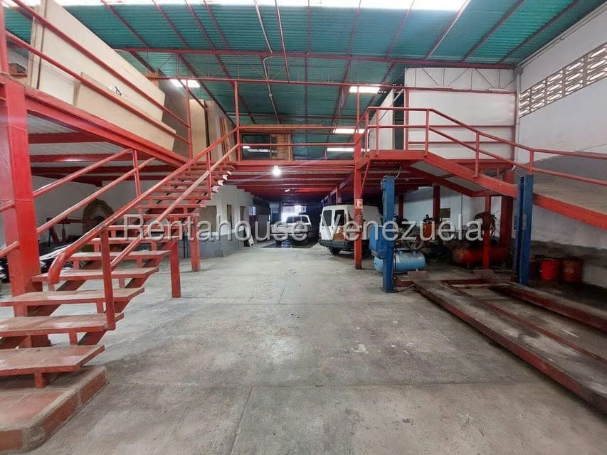 Comercial (Galpon - Deposito) en Venta en El Junquito, Distrito Metropolitano - 3