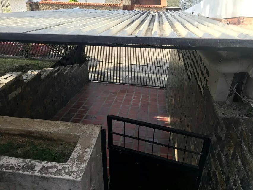 Casa (1 Nivel) en Alquiler en El Marques, Distrito Metropolitano - 26