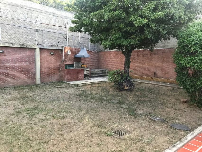 Casa (1 Nivel) en Alquiler en El Marques, Distrito Metropolitano - 34