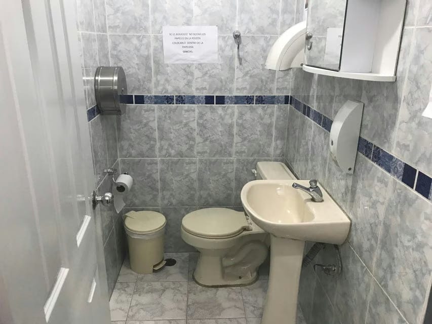 Comercial (Local Comercial) en Venta en La Campiña, Distrito Metropolitano - 16