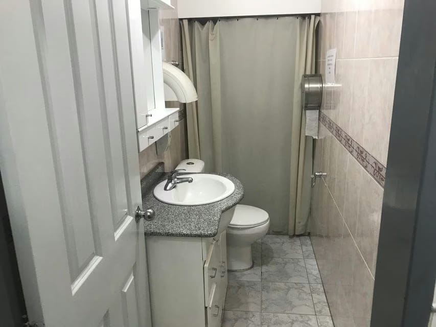 Comercial (Local Comercial) en Venta en La Campiña, Distrito Metropolitano - 17