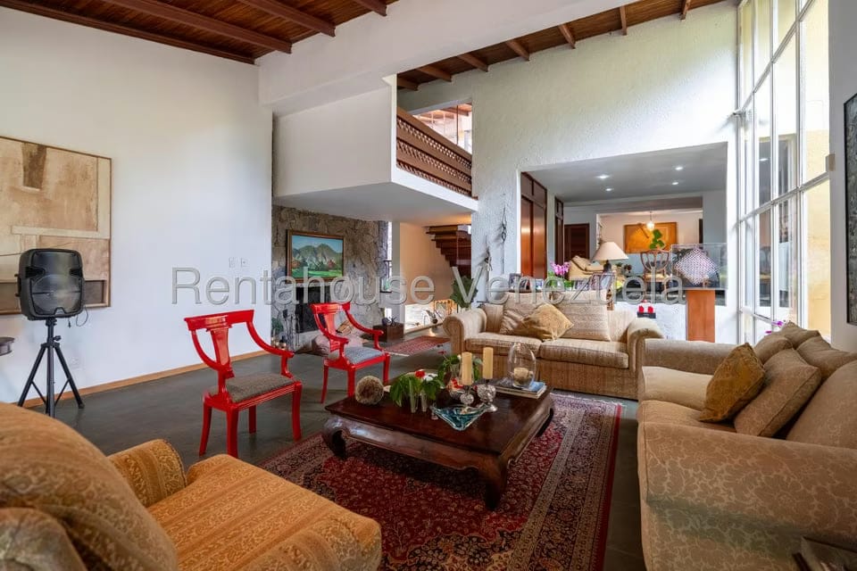 Casa (Multipes Niveles) en Venta en Los Geranios, Distrito Metropolitano - 4