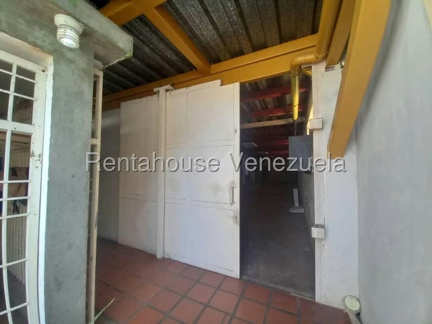 Comercial (Local Comercial) en Venta en Amparo, Zulia - 12