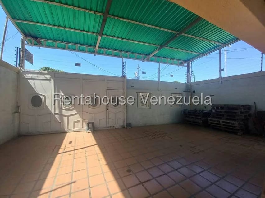 Comercial (Local Comercial) en Venta en Amparo, Zulia - 4