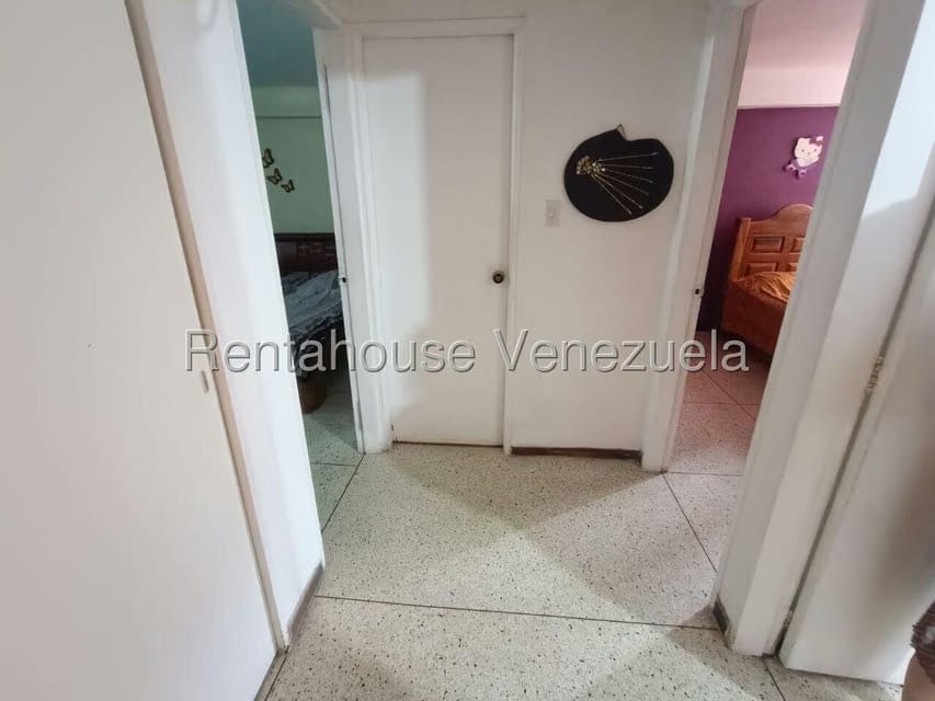 Apartamento (1 Nivel) en Alquiler en Prebo I, Carabobo - 11