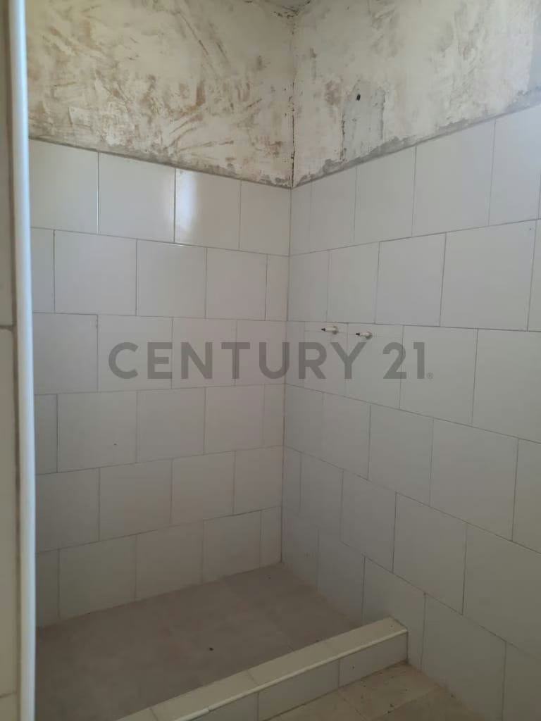 Venta de Edificio a terminar en Chichiriviche Estado Falcon Sector Playa Norte - 11